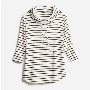 Pink Clover Poplar 3/4 Sleeve Cowl Neck Knit